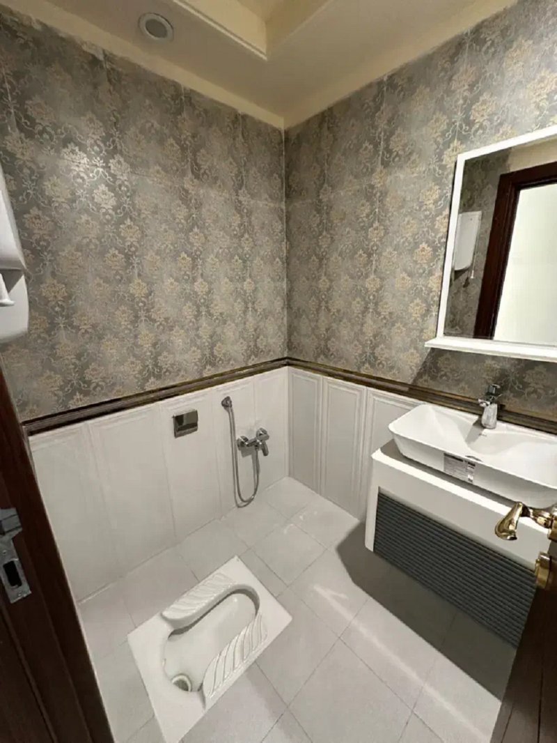 آپارتمان 85 متری دو خوابه در نیروی هوایی تهران13591221972