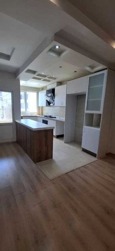 آپارتمان 96 متری دو خوابه در قیطریه تهران