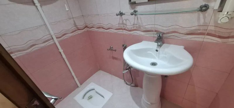 آپارتمان 110 متری دو خوابه در حکمت تهران13586721811