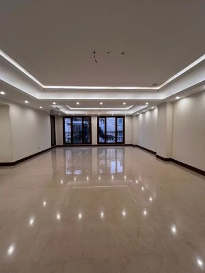 آپارتمان 210 متری سه خوابه در فرمانیه تهران