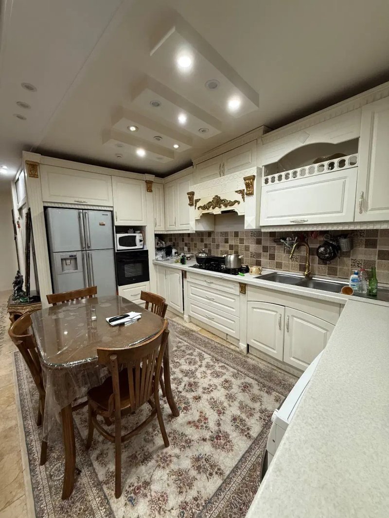 آپارتمان 98 متری دو خوابه در نیروی هوایی تهران13590921957