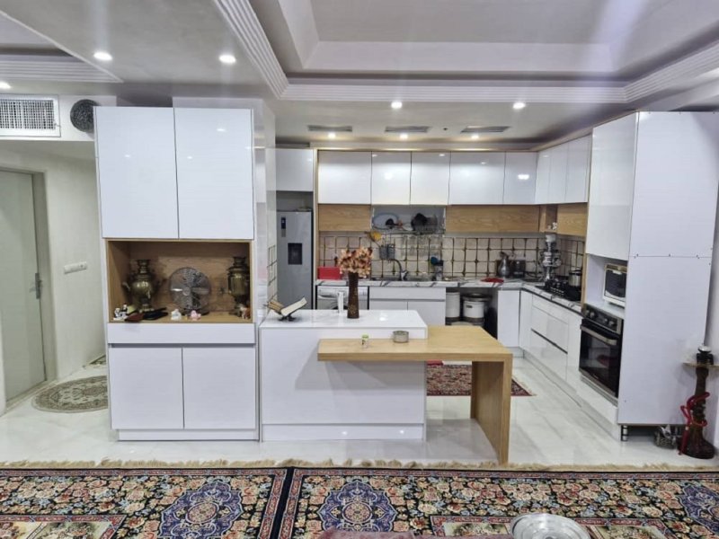 آپارتمان 140 متری سه خوابه در وائین شهریار13585221711