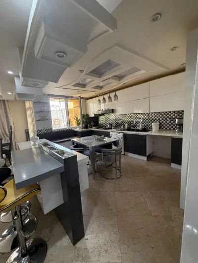 آپارتمان 162 متری سه خوابه در نیروی هوایی تهران