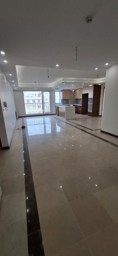 آپارتمان 140 متری سه خوابه در قلهک تهران