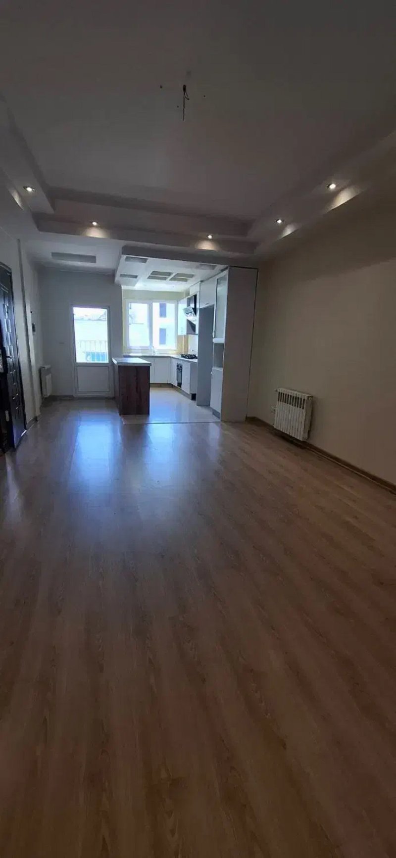 آپارتمان 96 متری دو خوابه در قیطریه تهران13587821830