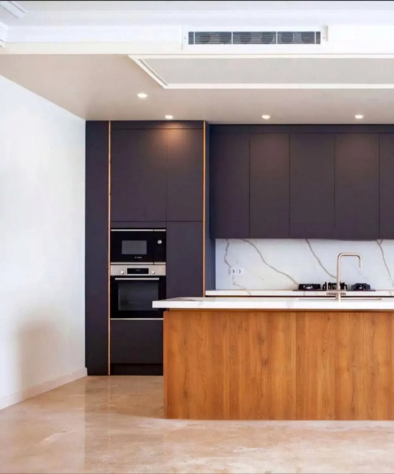 آپارتمان 210 متری سه خوابه در قیطریه تهران13593222065