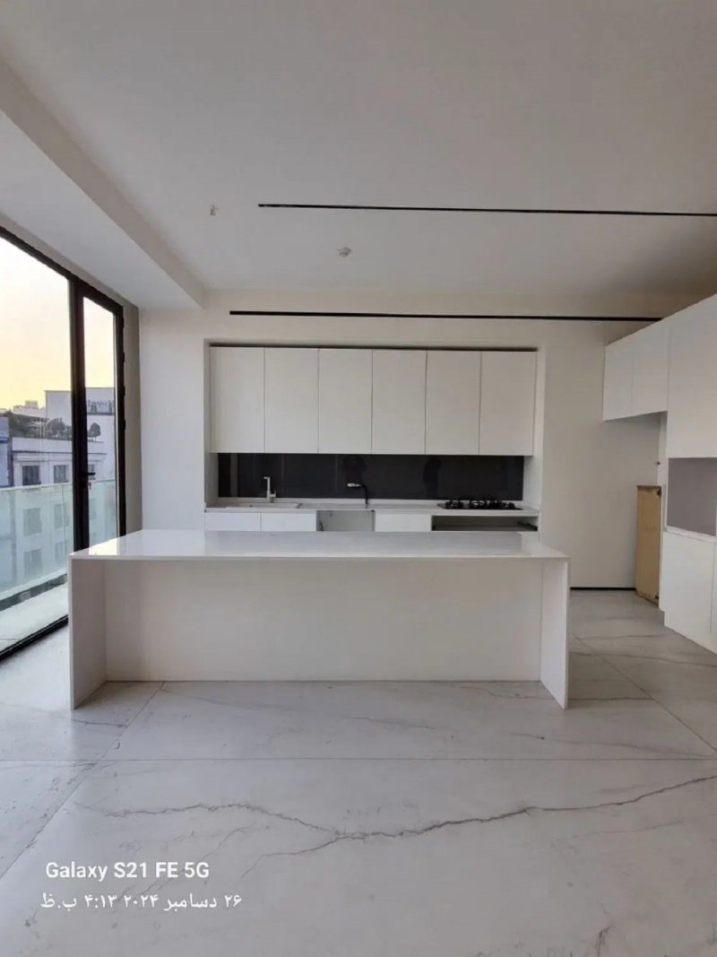 آپارتمان 140 متری سه خوابه در کامرانیه تهران13593322069