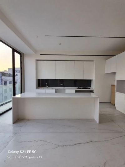 آپارتمان 140 متری سه خوابه در کامرانیه تهران