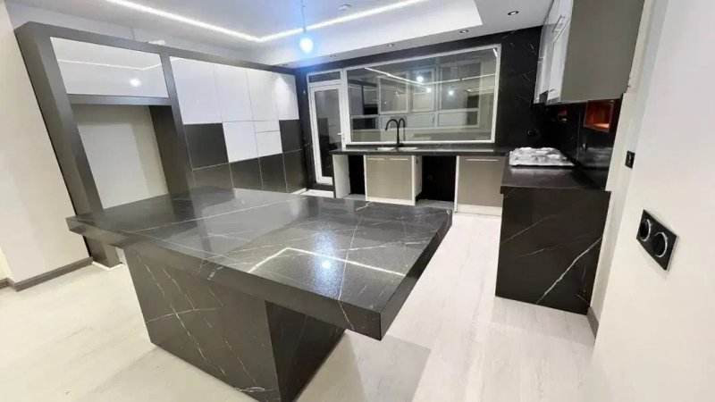 آپارتمان 106 متری دو خوابه در نیروی هوایی تهران13589121867