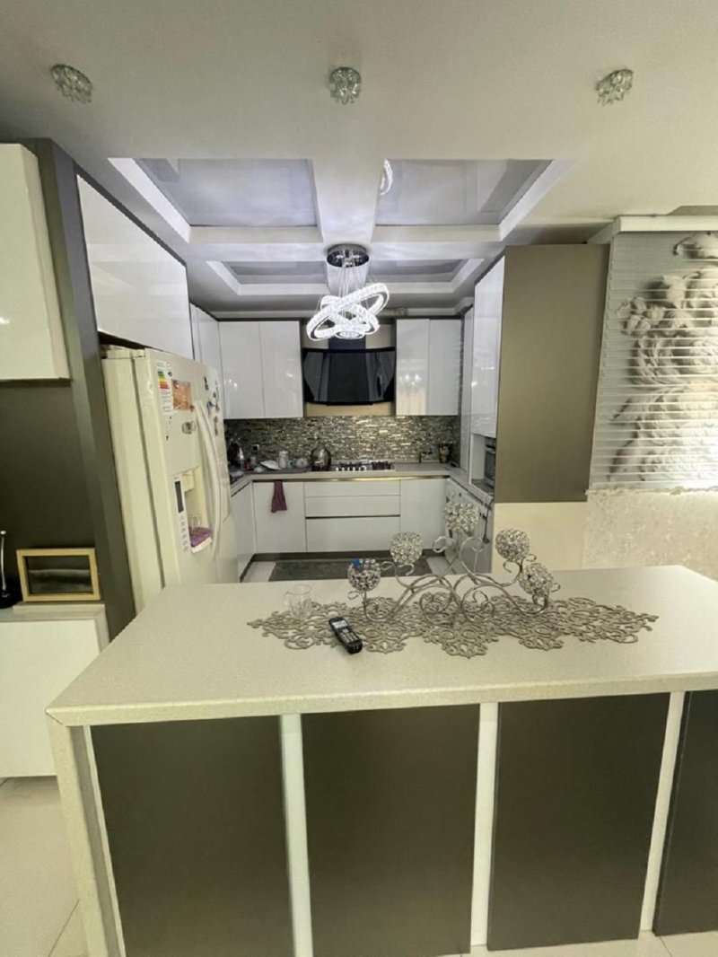 آپارتمان 112 متری دو خوابه در نیروی هوایی تهران13590321920