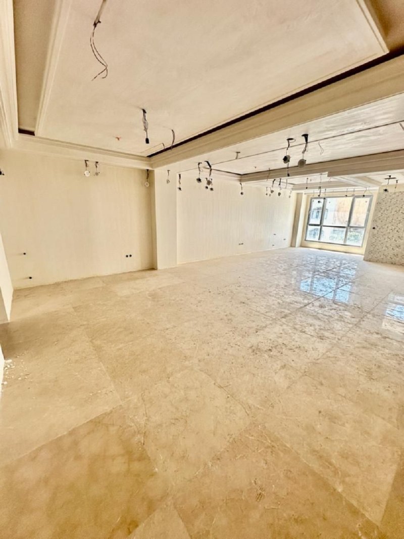 آپارتمان 136 متری سه خوابه در نیروی هوایی تهران13592322037