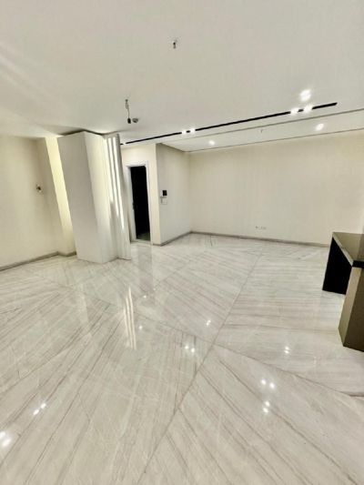 آپارتمان 121 متری سه خوابه در نیروی هوایی تهران