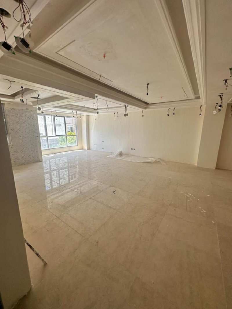 آپارتمان 136 متری سه خوابه در نیروی هوایی تهران13592322038