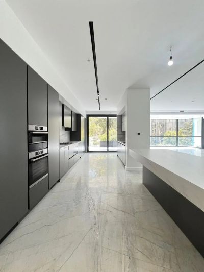 آپارتمان 300 متری سه خوابه در فرمانیه تهران