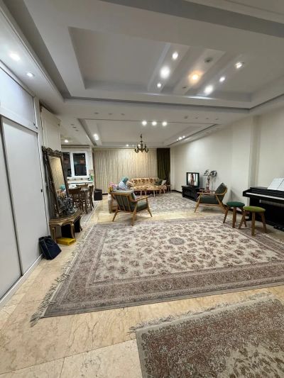 آپارتمان 98 متری دو خوابه در نیروی هوایی تهران