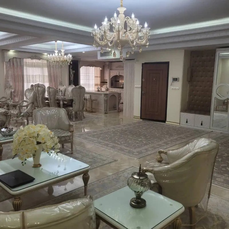 آپارتمان 202 متری سه خوابه در نیروی هوایی تهران13590421929