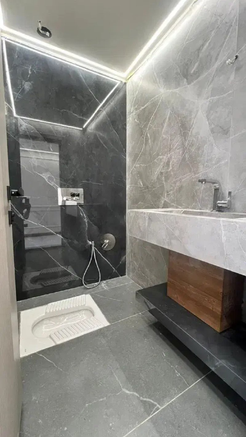 آپارتمان 106 متری دو خوابه در نیروی هوایی تهران13589121876