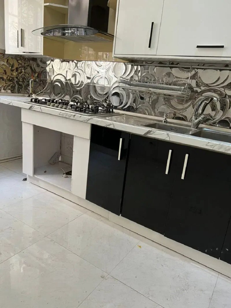 خانه 82 متری دو خوابه در نیروی هوایی تهران13588221841