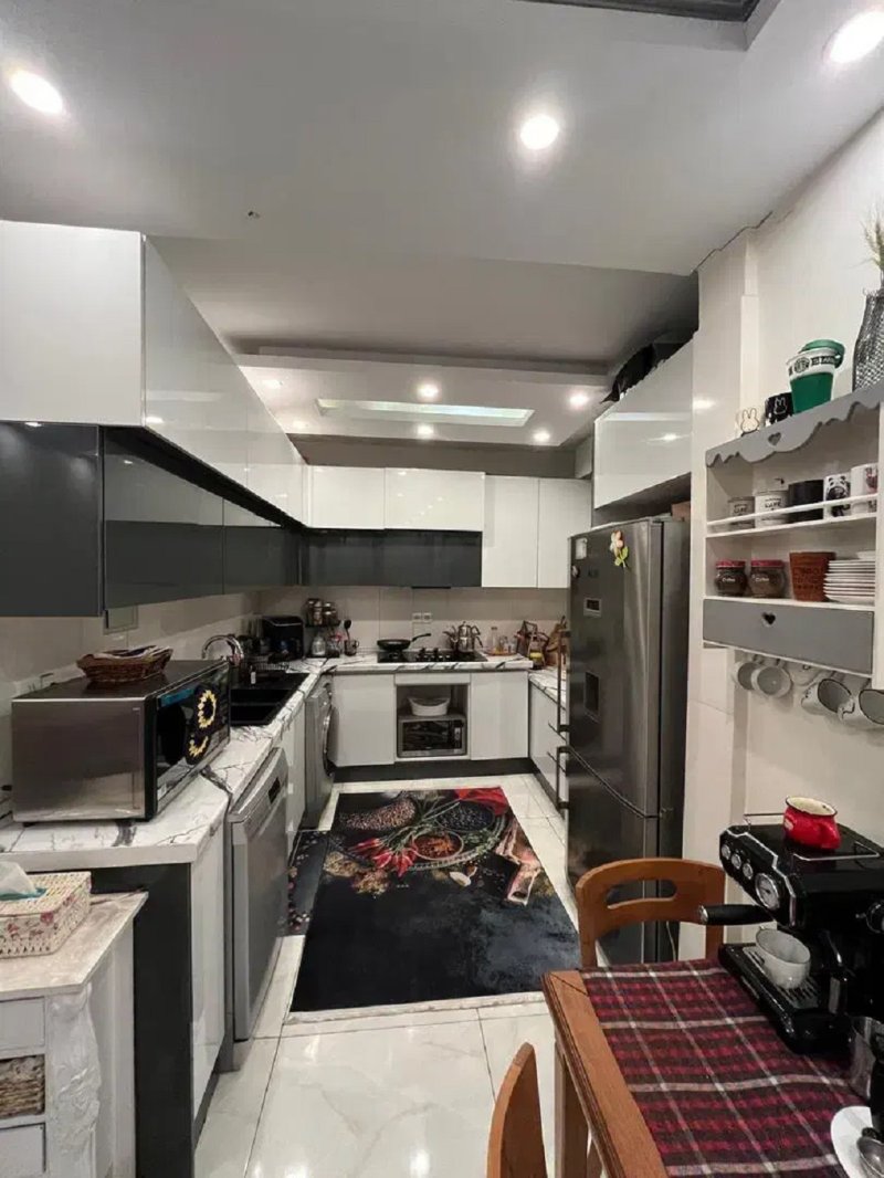 آپارتمان 92 متری دو خوابه در نیروی هوایی تهران13592622052