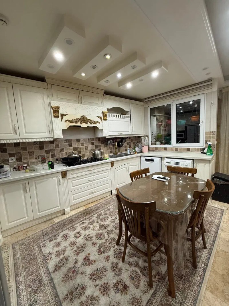 آپارتمان 98 متری دو خوابه در نیروی هوایی تهران13590921956