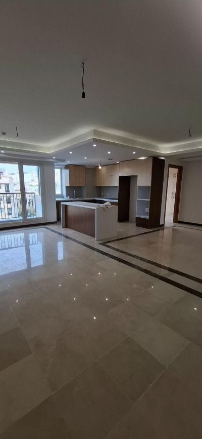 آپارتمان 140 متری سه خوابه در قلهک تهران