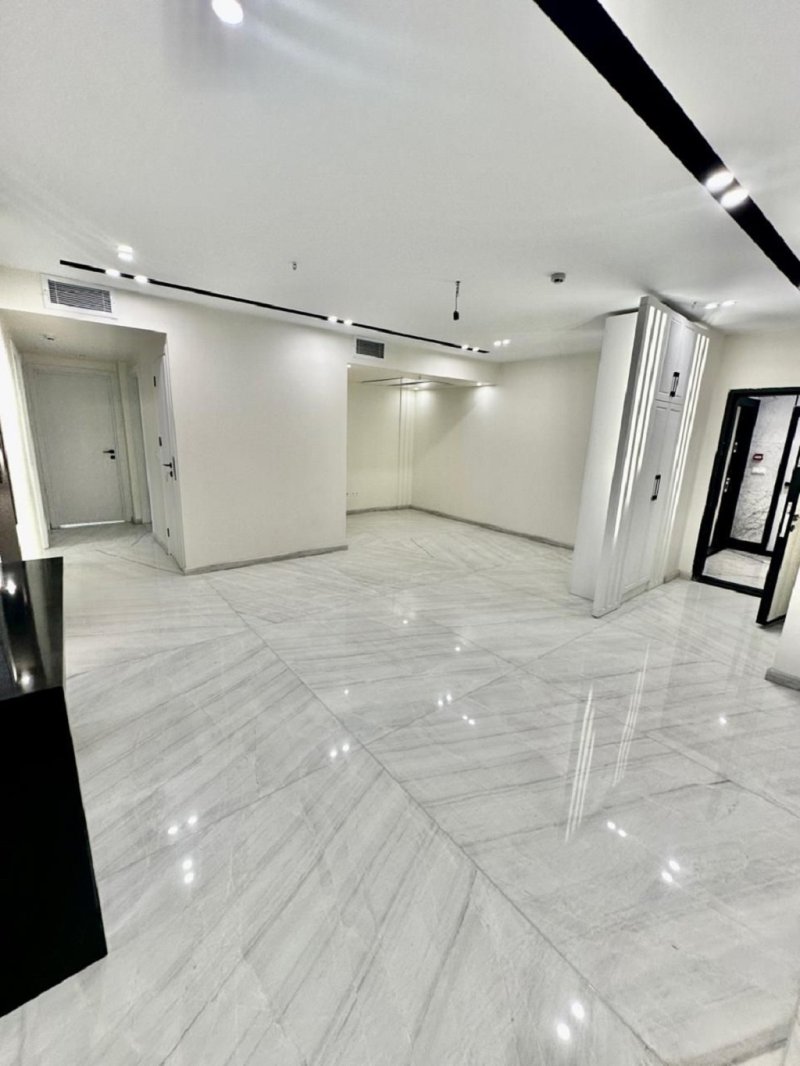 آپارتمان 121 متری سه خوابه در نیروی هوایی تهران13591421980