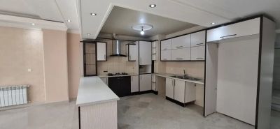 آپارتمان 110 متری دو خوابه در حکمت تهران