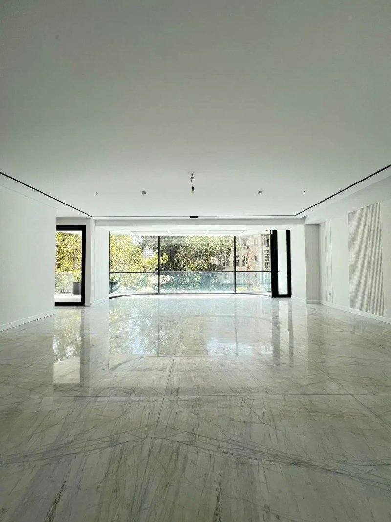 آپارتمان 300 متری سه خوابه در فرمانیه تهران13585321732