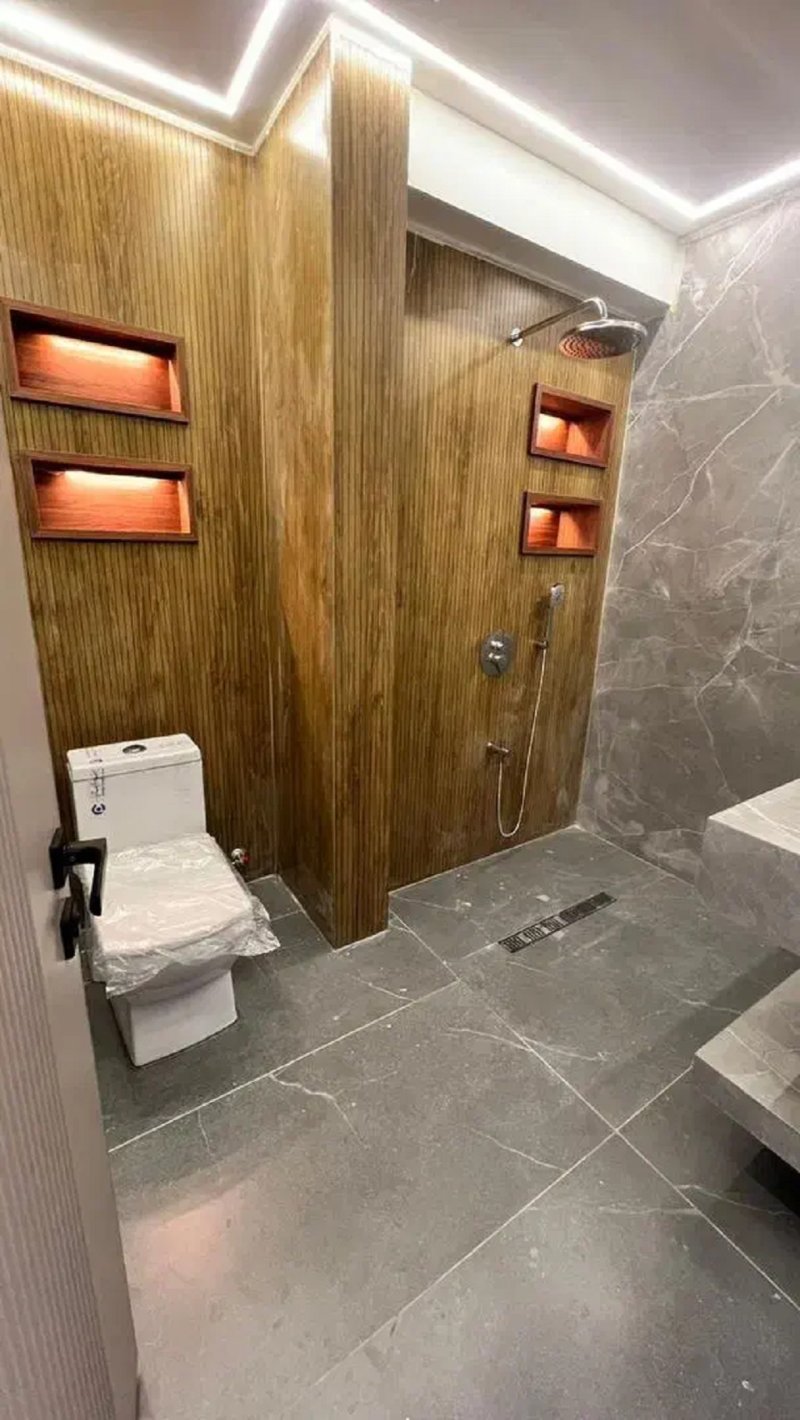 آپارتمان 106 متری دو خوابه در نیروی هوایی تهران13589121878