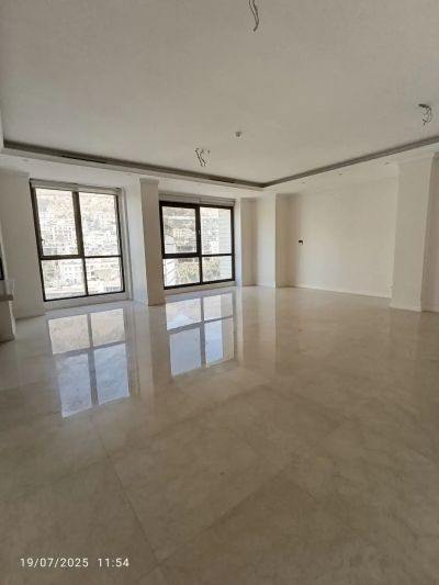 آپارتمان 300 متری چهارخوابه در اقدسیه تهران