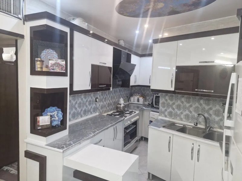 آپارتمان 72 متری دو خوابه در شیخ طوسی غربی اصفهان13584821695