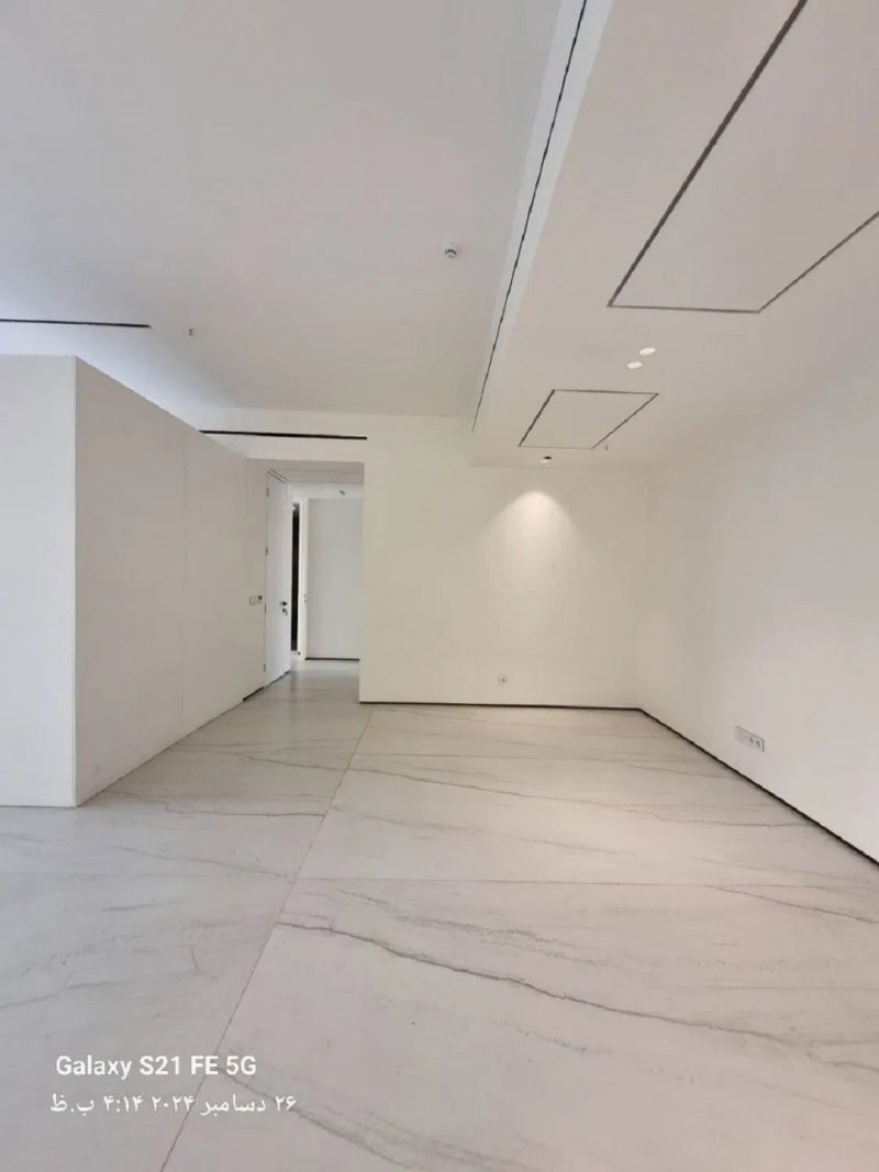 آپارتمان 140 متری سه خوابه در کامرانیه تهران13593322068