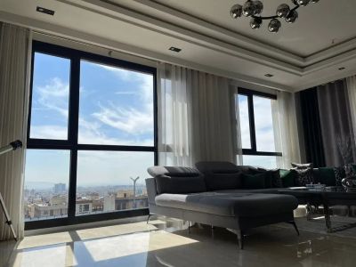 آپارتمان 300 متری چهارخوابه در نیاوران تهران