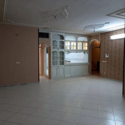 آپارتمان 110 متری دو خوابه در خواجو اصفهان