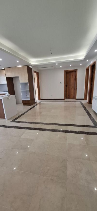 آپارتمان 140 متری سه خوابه در قلهک تهران