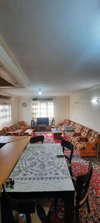 آپارتمان 84 متری دو خوابه در حشمتیه تهران