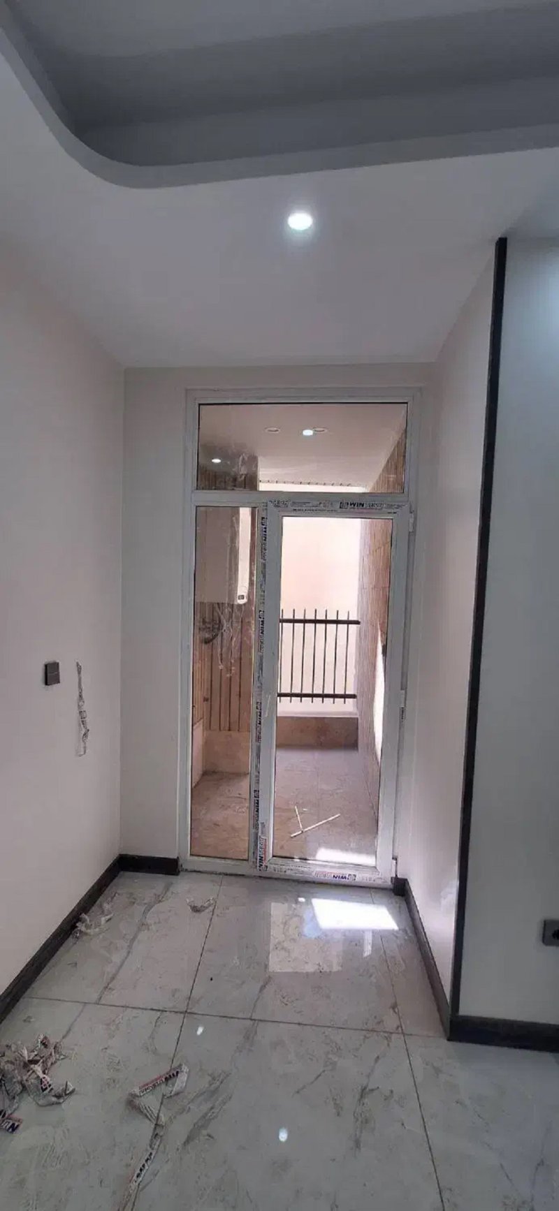 آپارتمان 89 متری دو خوابه در حشمتیه تهران13599222181