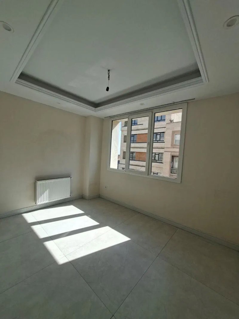 آپارتمان 160 متری سه خوابه در کوی بیمه تهران13608522388