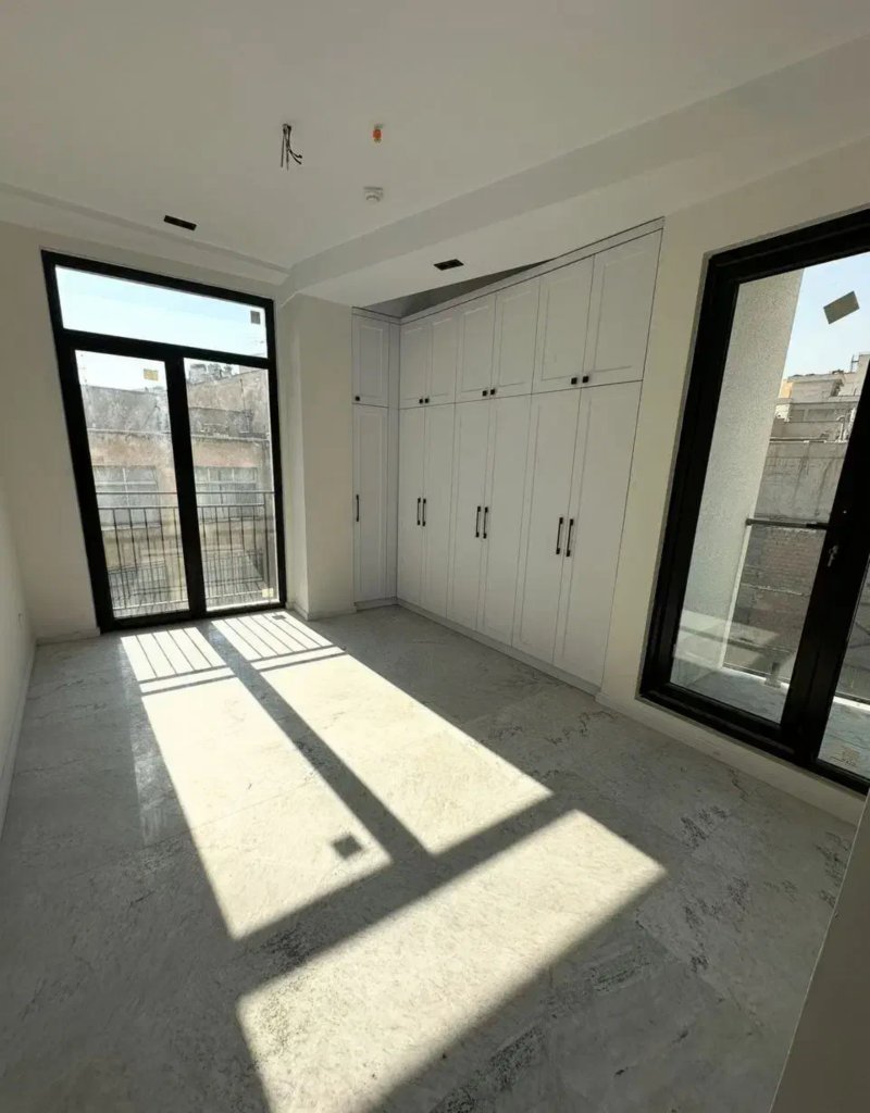 آپارتمان 118 متری دو خوابه در الهیه تهران13596822118