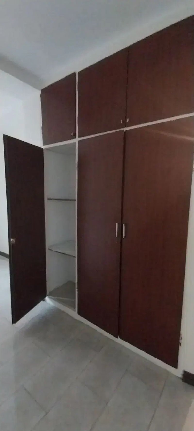 آپارتمان 66 متری یک خوابه در کوی بیمه تهران13609122417