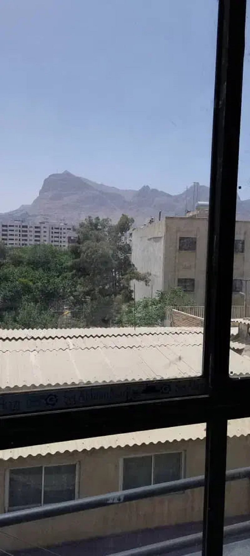 آپارتمان 110 متری دو خوابه در خیابان ارتش اصفهان13611422460