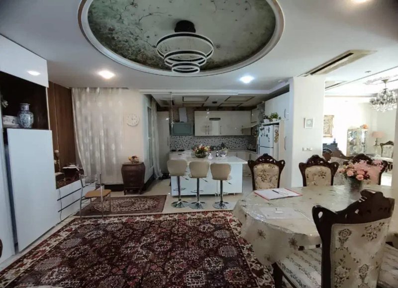 آپارتمان 200 متری سه خوابه در الهیه تهران13596022104