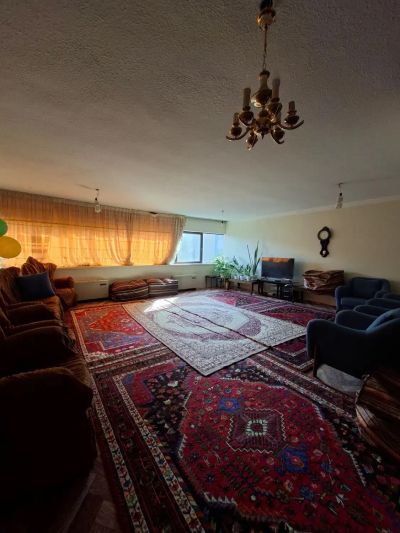 آپارتمان 135 متری سه خوابه در شهرک اکباتان تهران