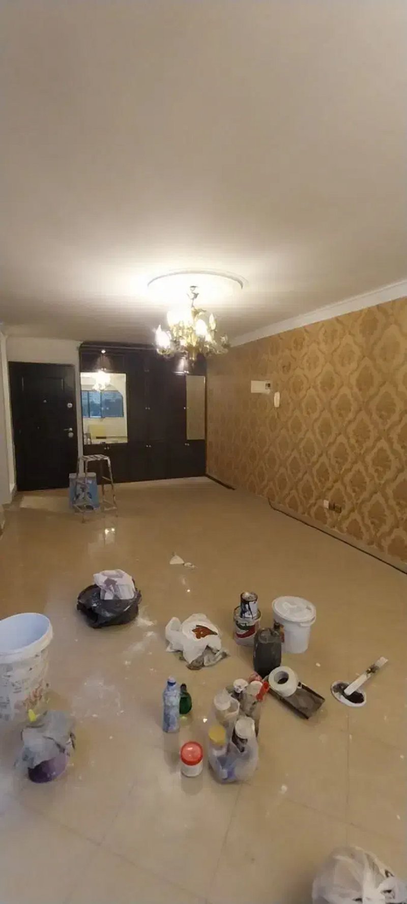 آپارتمان 170 متری سه خوابه در شهرک اکباتان تهران13609022407