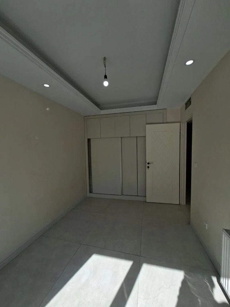 آپارتمان 160 متری سه خوابه در کوی بیمه تهران13608522387