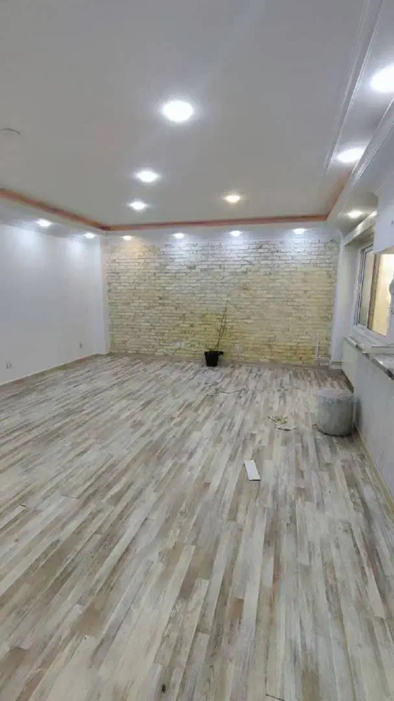 آپارتمان 95 متری دو خوابه در حشمتیه تهران13598722158