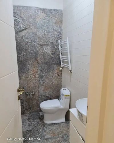 آپارتمان 120 متری دو خوابه در نیاوران تهران