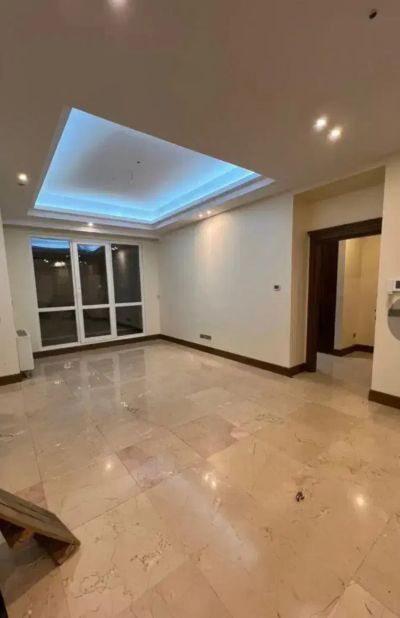 آپارتمان 240 متری سه خوابه در آجودانیه تهران