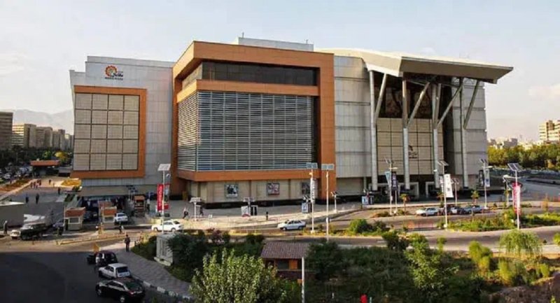 تجاری 60 متری در شهرک اکباتان تهران13610722453