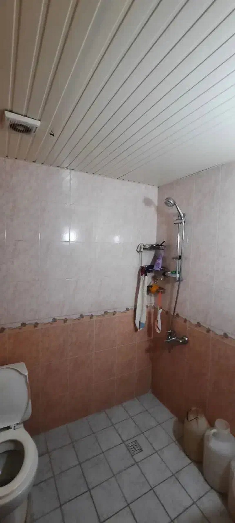 آپارتمان 167 متری سه خوابه در حشمتیه تهران13599822203